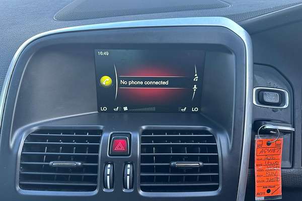 2015 Volvo XC60 D4 Luxury