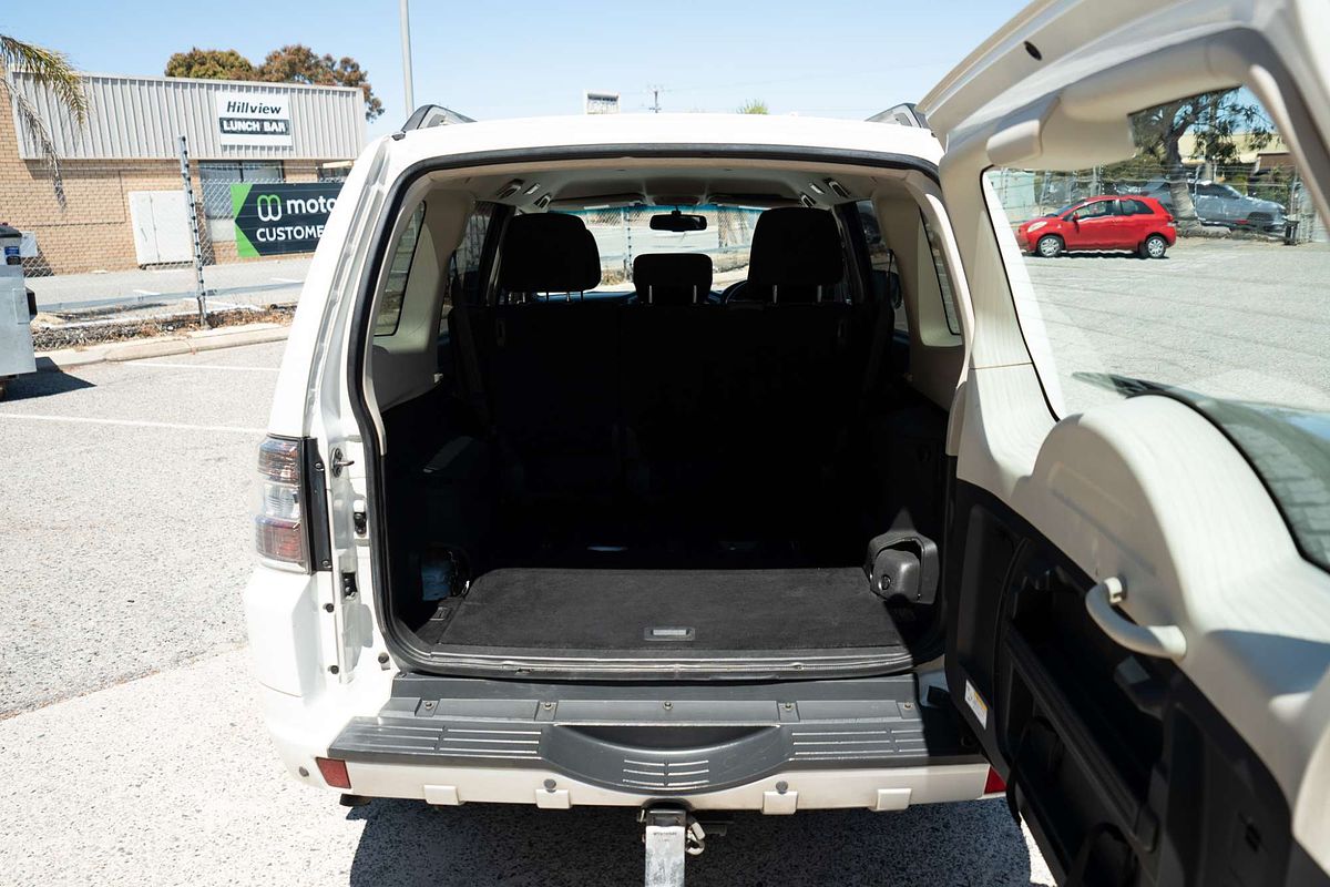 2016 Mitsubishi Pajero GLX NX