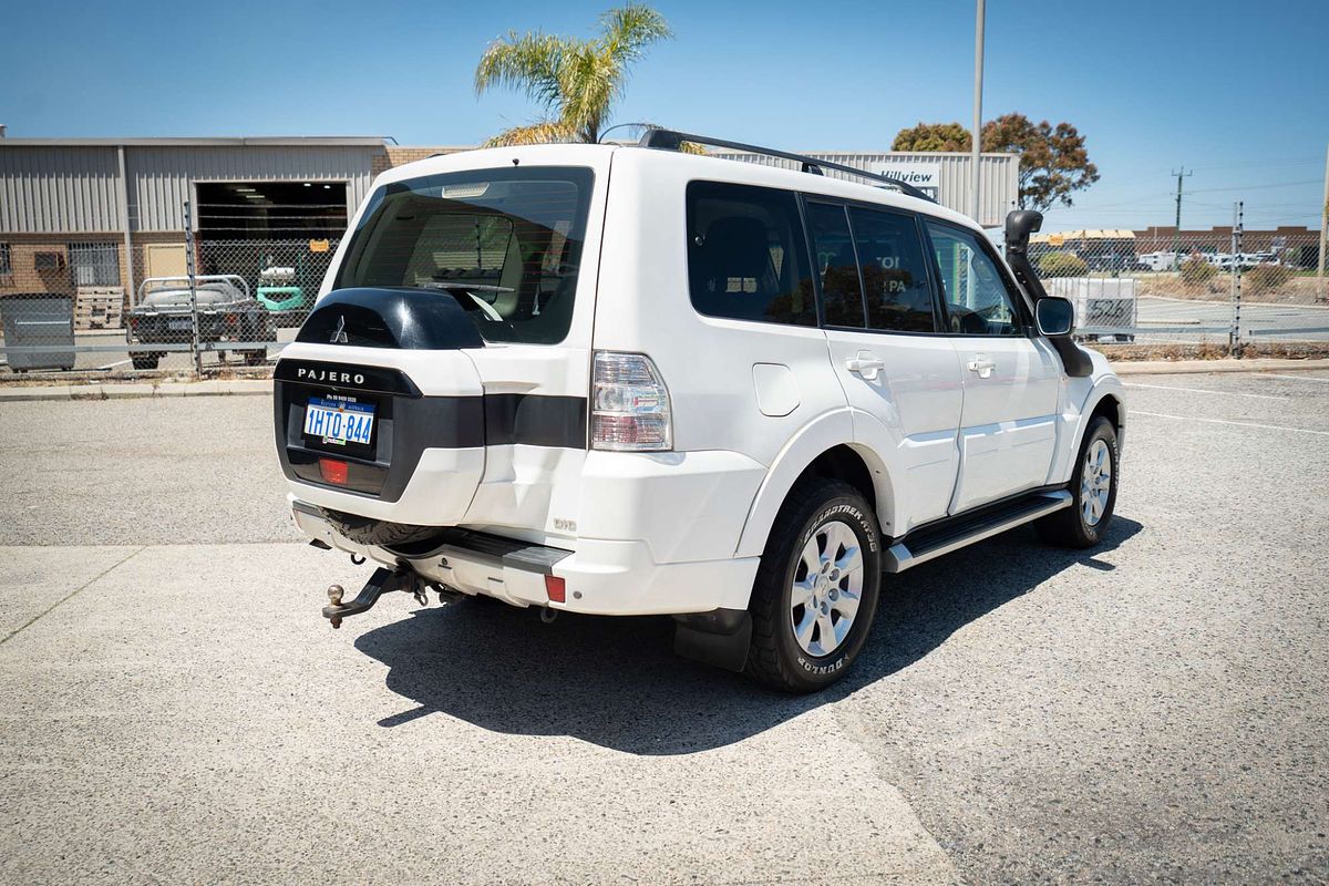 2016 Mitsubishi Pajero GLX NX