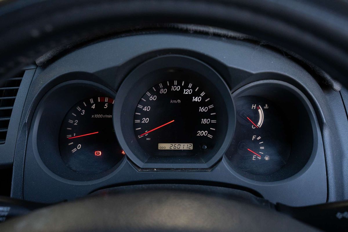 2010 Toyota Hilux SR5 KUN26R 4X4