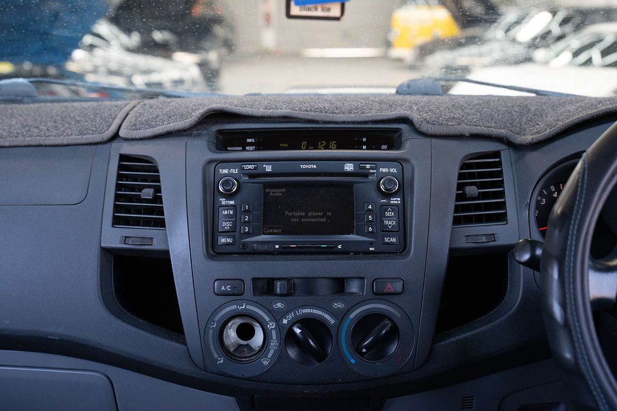 2010 Toyota Hilux SR5 KUN26R 4X4