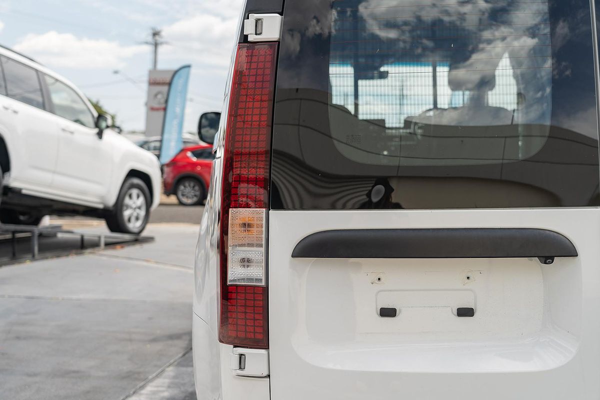 2022 Hyundai STARIA LOAD US4.V2