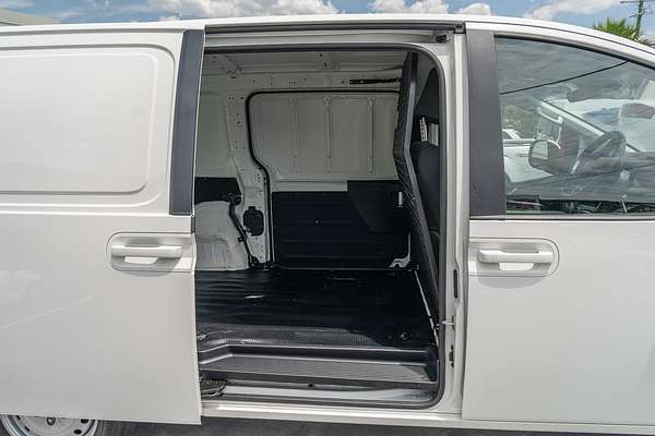 2022 Hyundai STARIA LOAD US4.V2