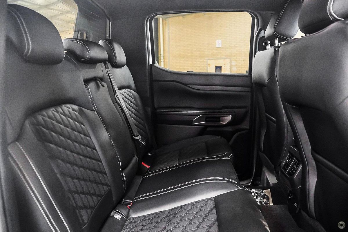 2025 Ford Ranger Platinum 4X4 3.0L