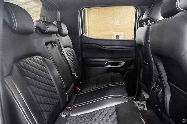 2025 Ford Ranger Platinum 4X4 3.0L