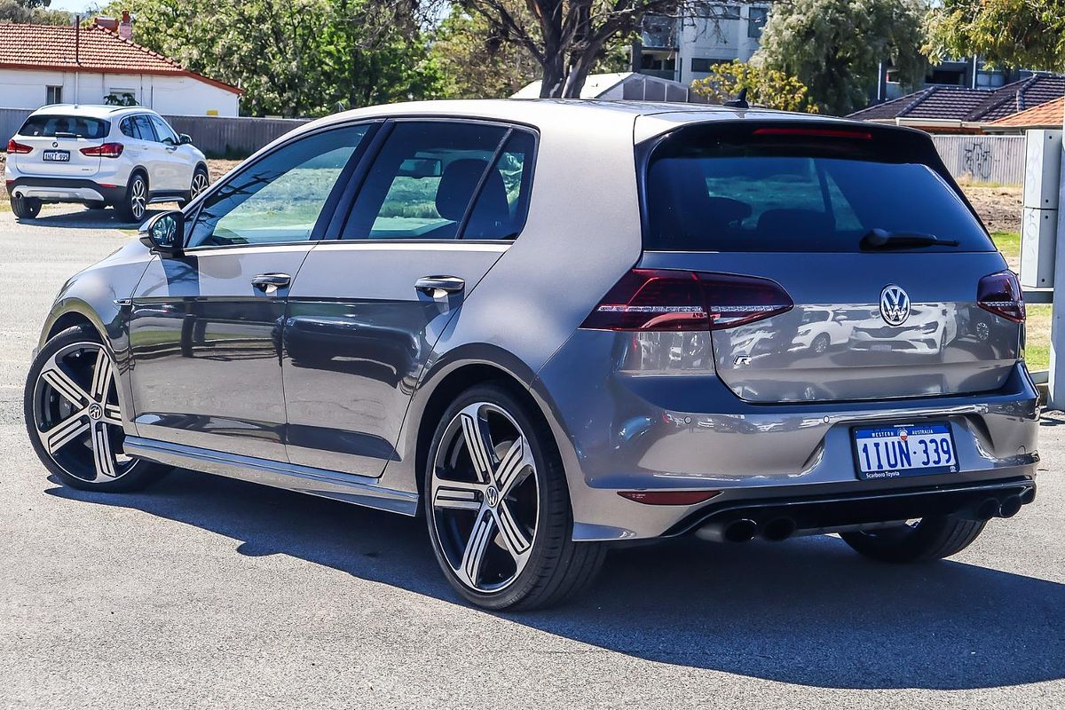 2015 Volkswagen Golf R 7