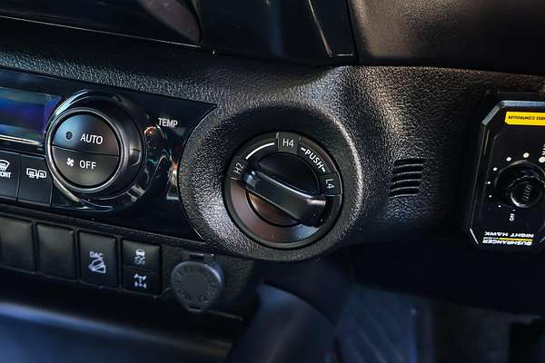 2021 Toyota Hilux SR5 GUN126R 4X4