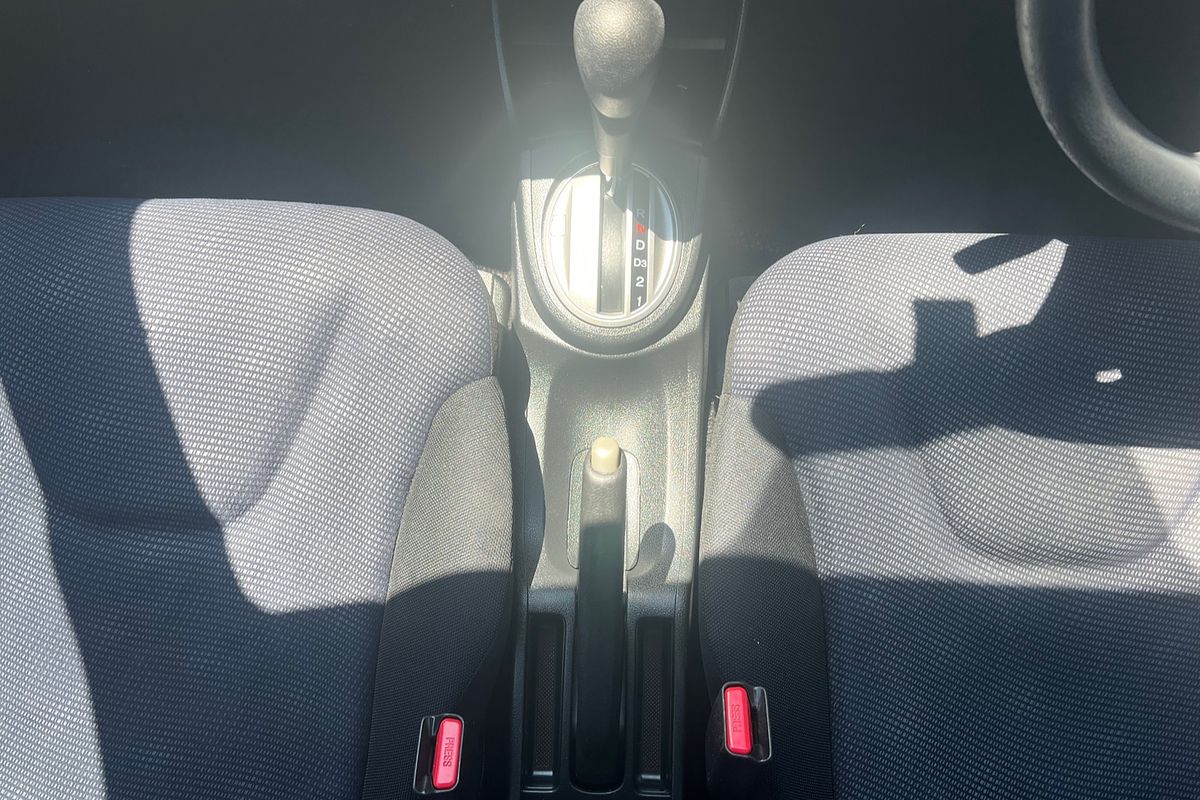 2012 Honda Jazz GLi GE