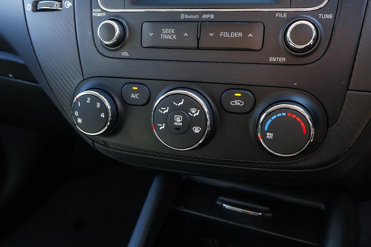 2014 Kia Cerato Si YD