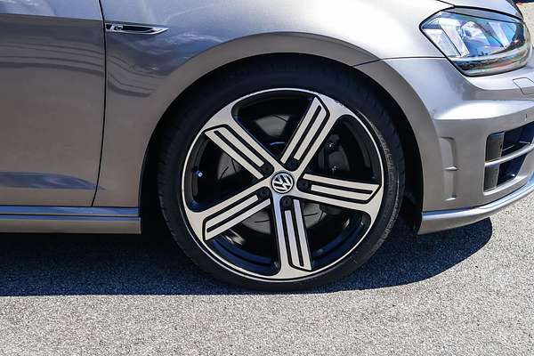 2015 Volkswagen Golf R 7