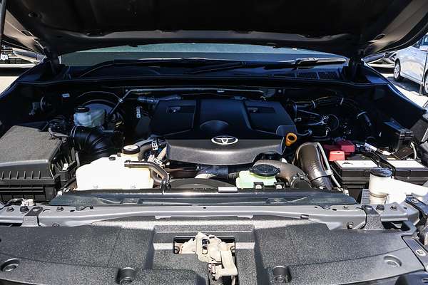 2021 Toyota Hilux SR5 GUN126R 4X4