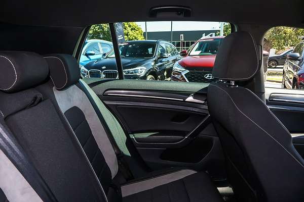 2015 Volkswagen Golf R 7