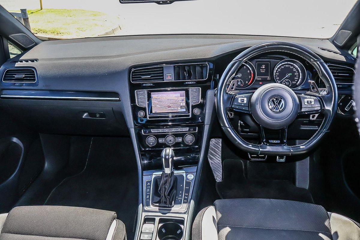 2015 Volkswagen Golf R 7
