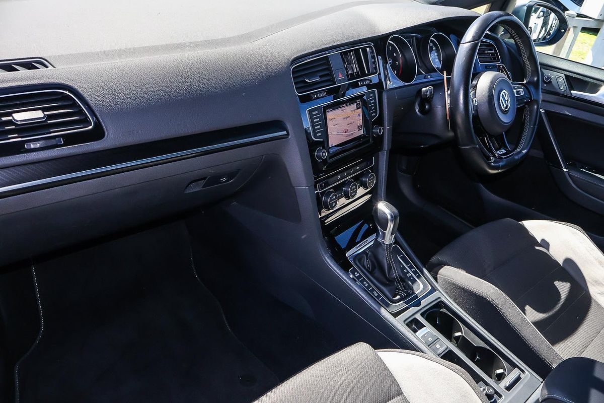2015 Volkswagen Golf R 7