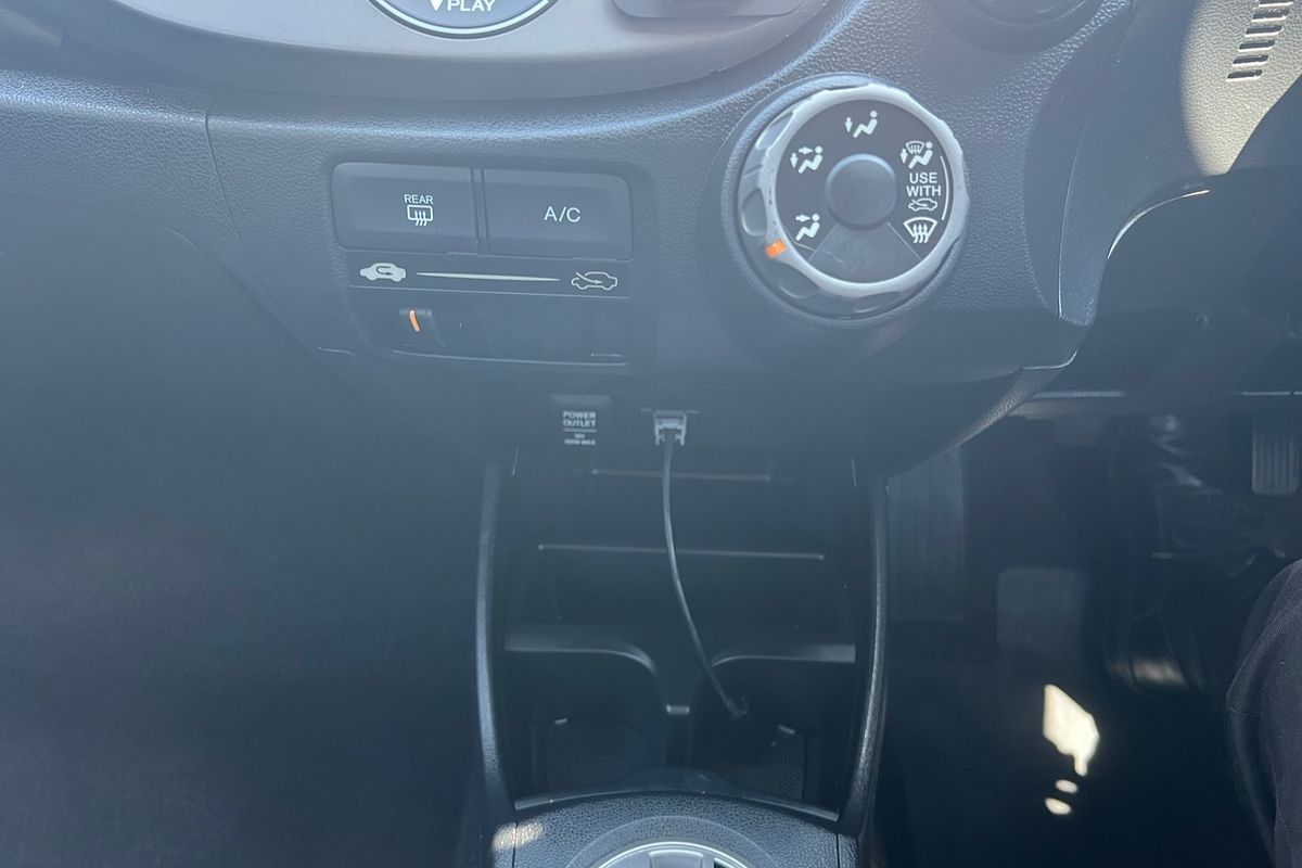 2012 Honda Jazz GLi GE