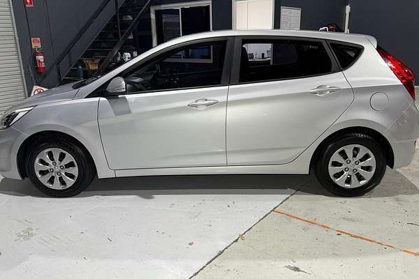 2016 Hyundai Accent Active RB4