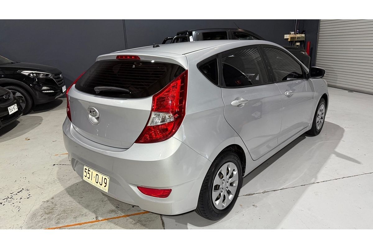 2016 Hyundai Accent Active RB4