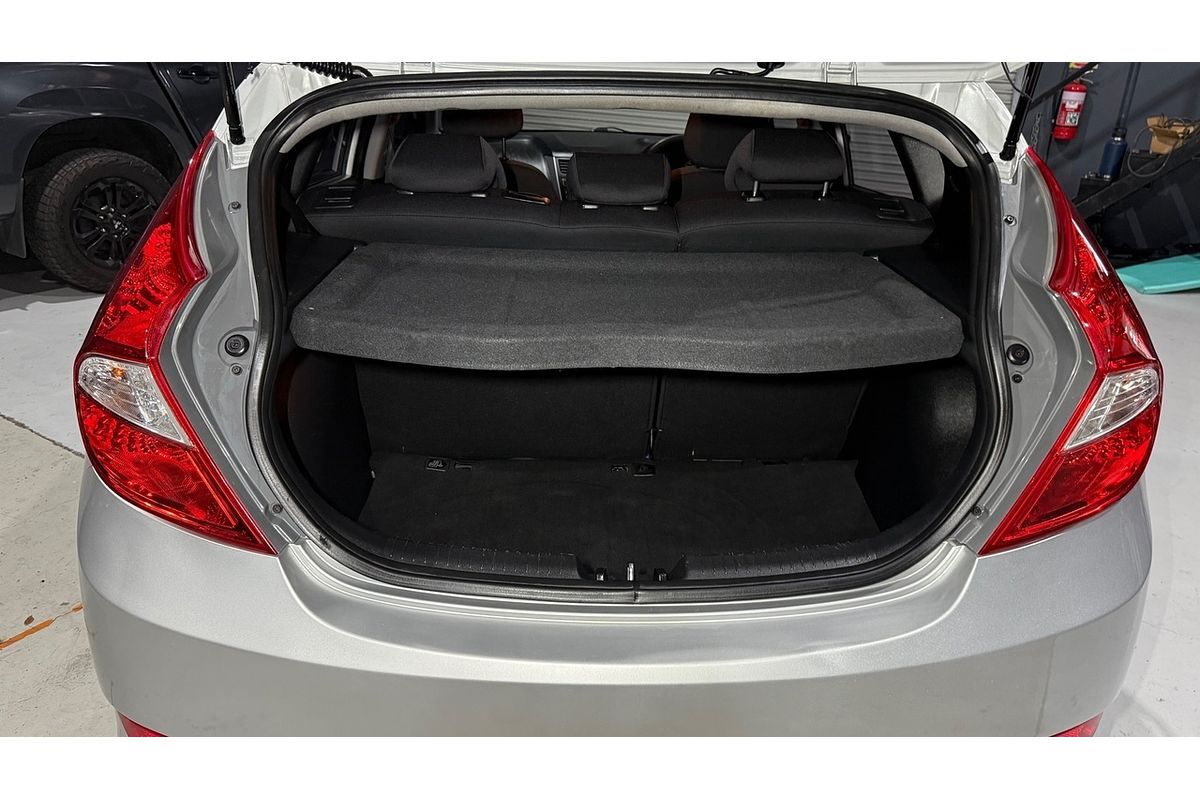 2016 Hyundai Accent Active RB4