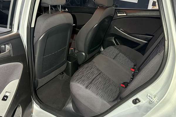 2016 Hyundai Accent Active RB4