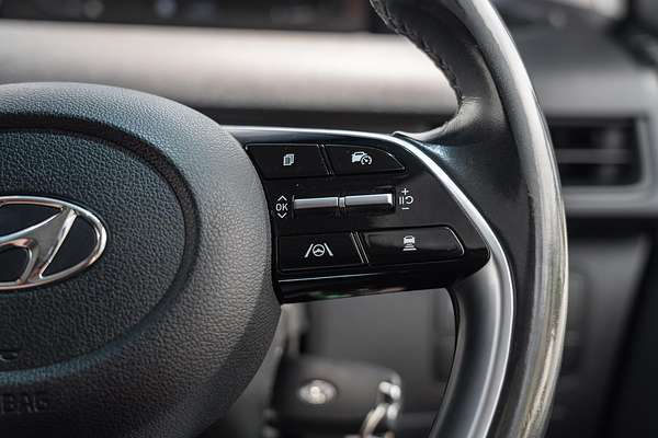 2022 Hyundai STARIA LOAD US4.V2