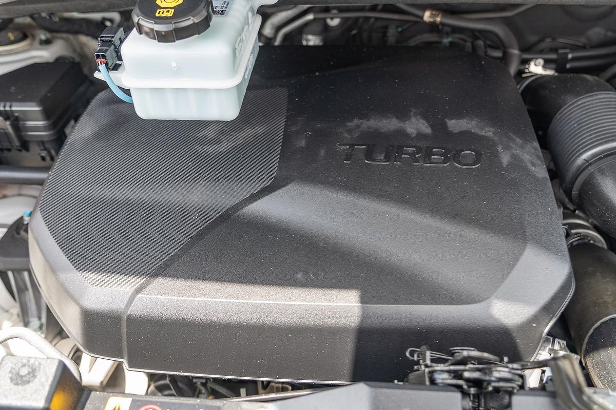 2022 Hyundai STARIA LOAD US4.V2