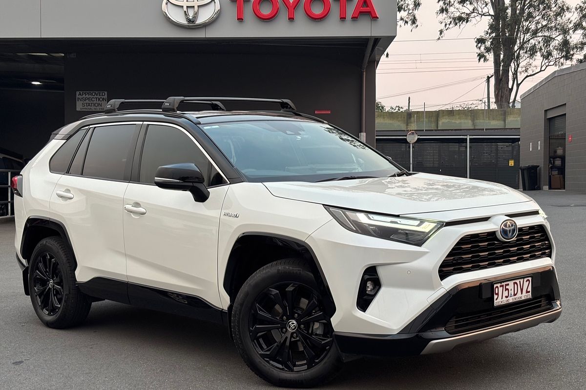 2022 Toyota RAV4 XSE AXAH54R