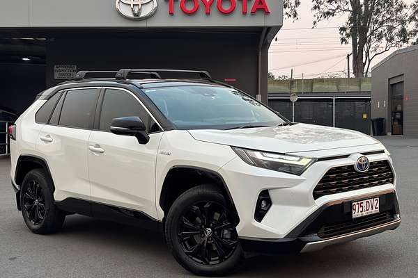 2022 Toyota RAV4 XSE AXAH54R