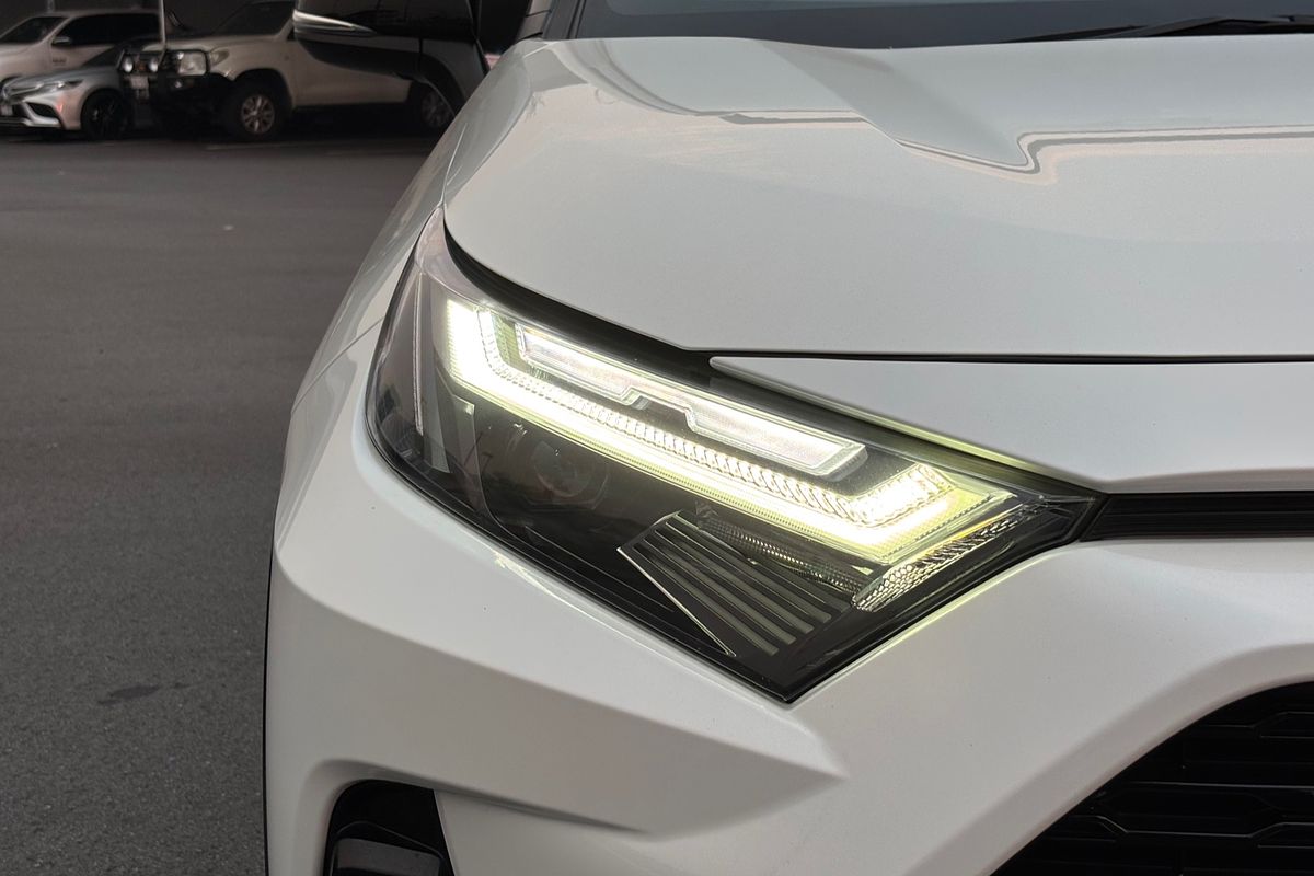 2022 Toyota RAV4 XSE AXAH54R