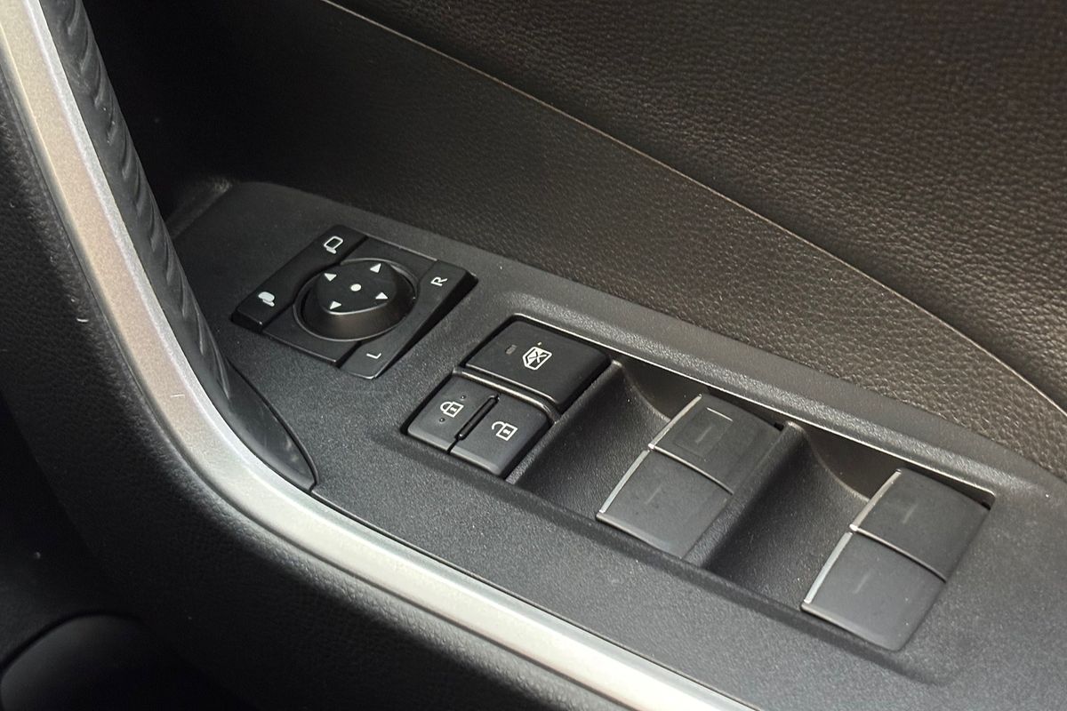 2022 Toyota RAV4 XSE AXAH54R