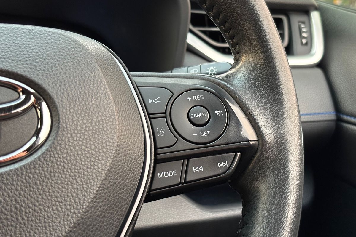 2022 Toyota RAV4 XSE AXAH54R