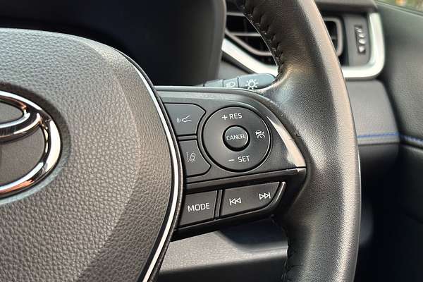 2022 Toyota RAV4 XSE AXAH54R