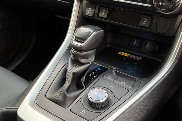 2022 Toyota RAV4 XSE AXAH54R