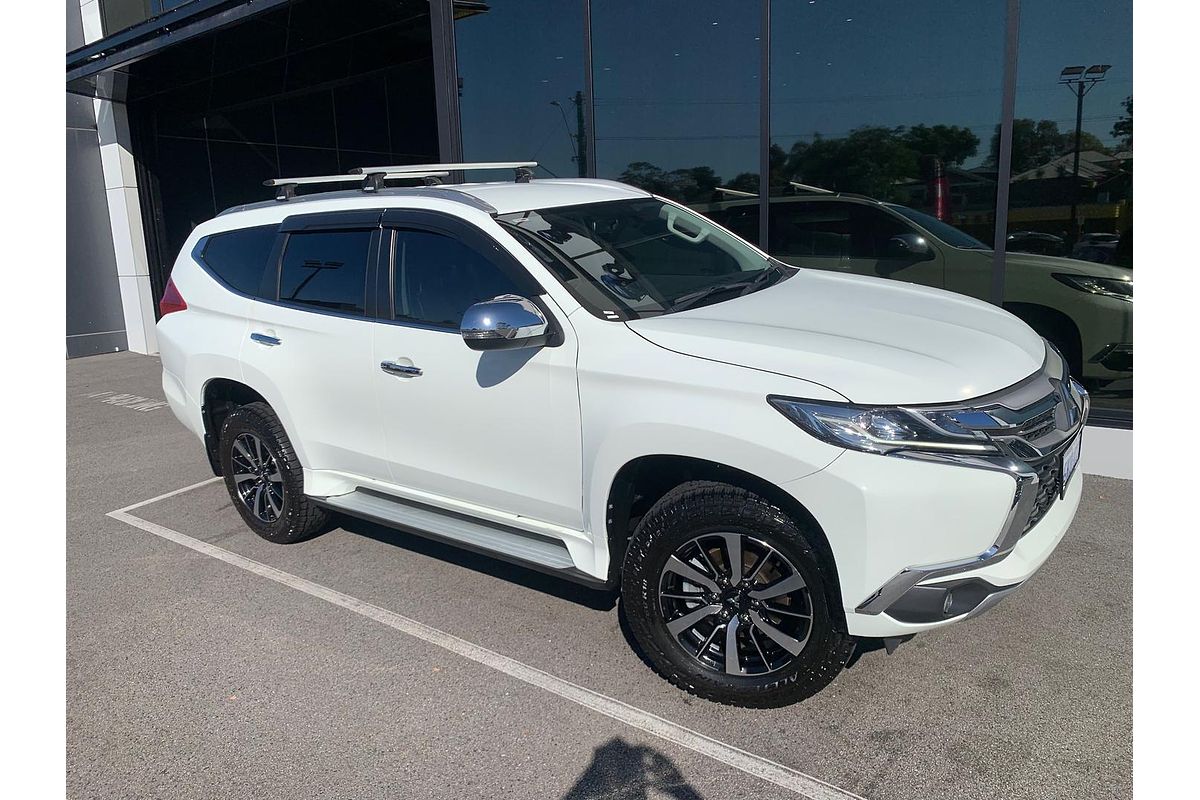 2017 Mitsubishi Pajero Sport GLS QE
