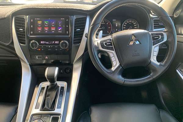 2017 Mitsubishi Pajero Sport GLS QE