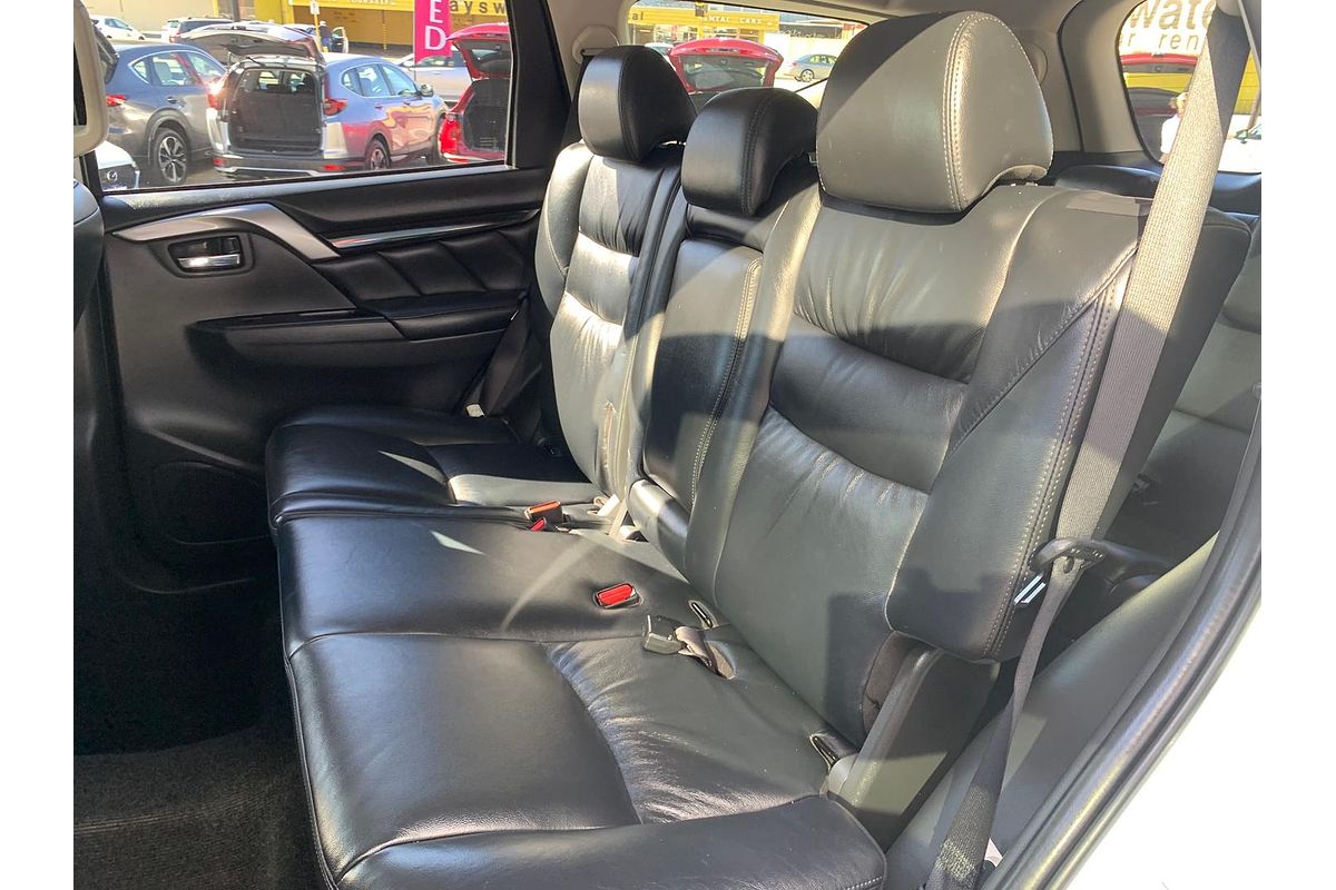 2017 Mitsubishi Pajero Sport GLS QE