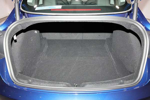 2024 Tesla Model 3 Rear-Wheel Drive