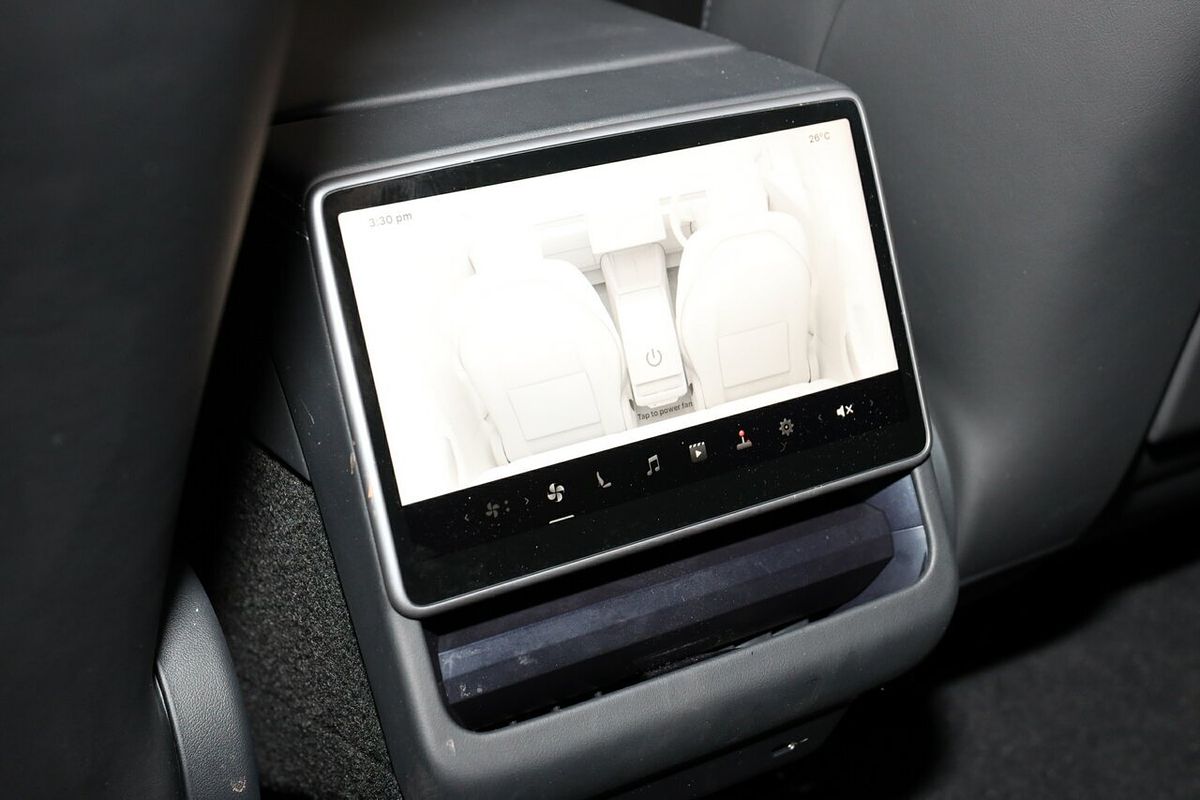 2024 Tesla Model 3 Rear-Wheel Drive