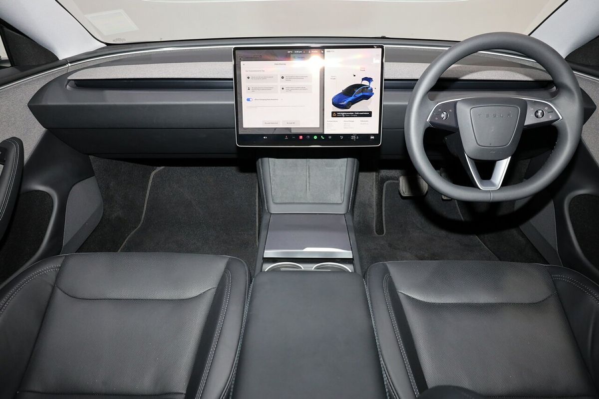 2024 Tesla Model 3 Rear-Wheel Drive