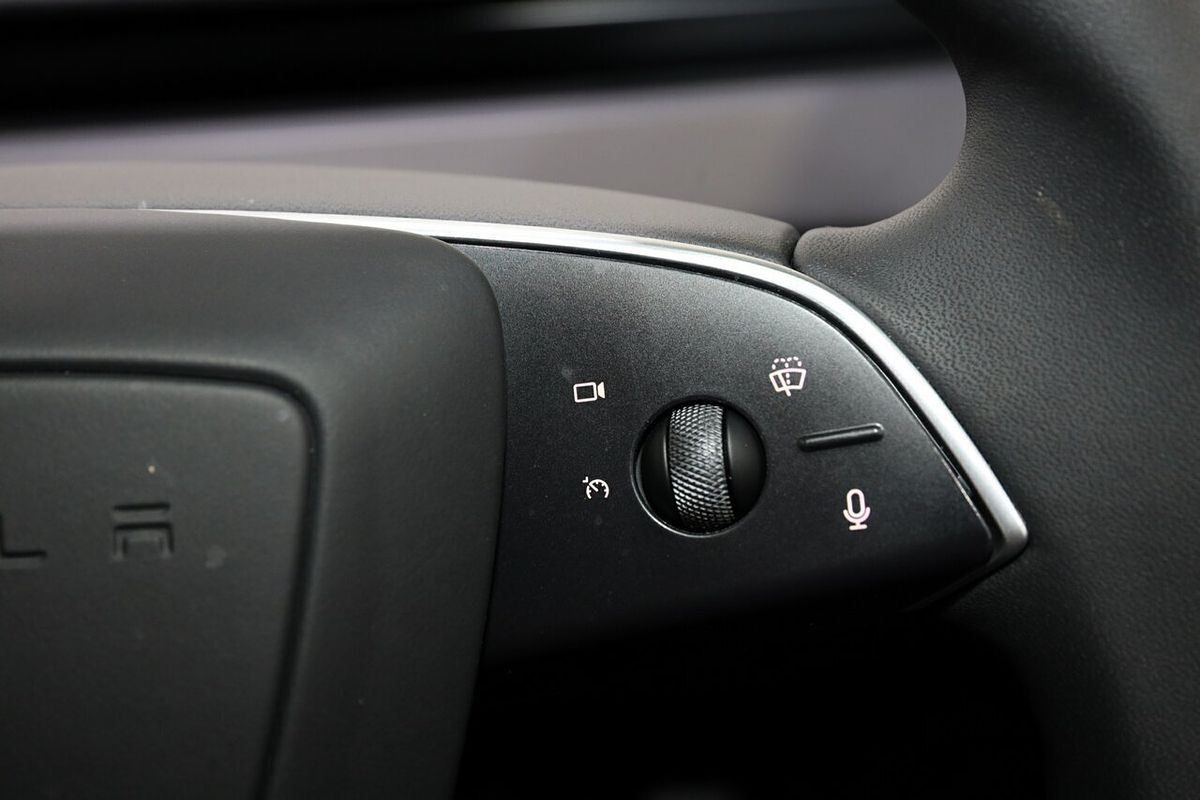 2024 Tesla Model 3 Rear-Wheel Drive