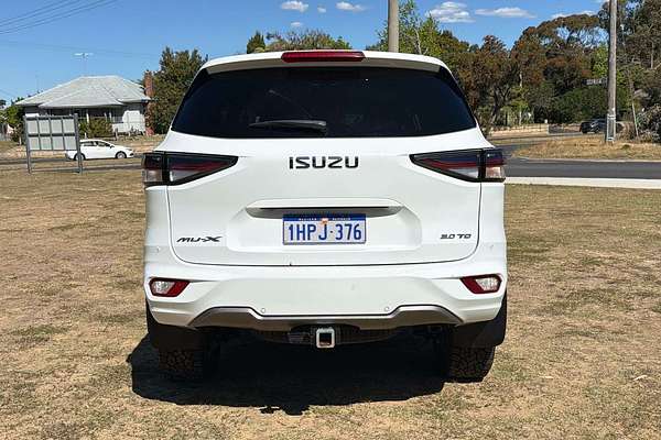 2022 Isuzu MU-X LS-U