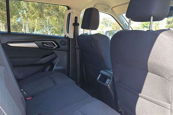 2022 Isuzu MU-X LS-U