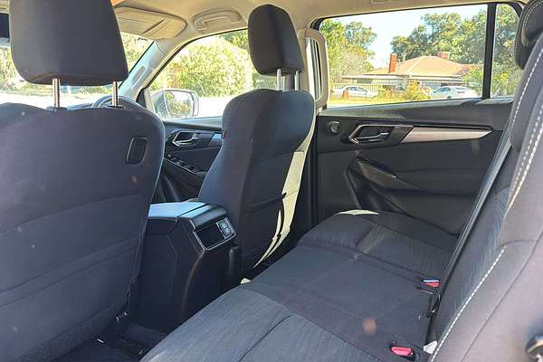 2022 Isuzu MU-X LS-U