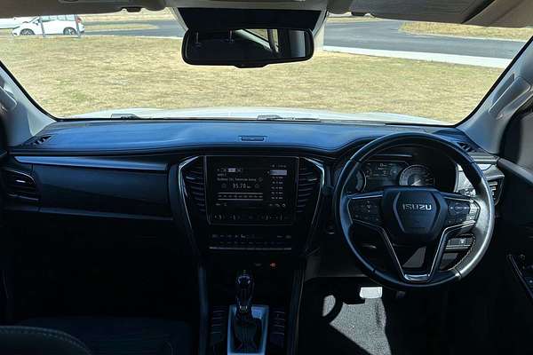 2022 Isuzu MU-X LS-U