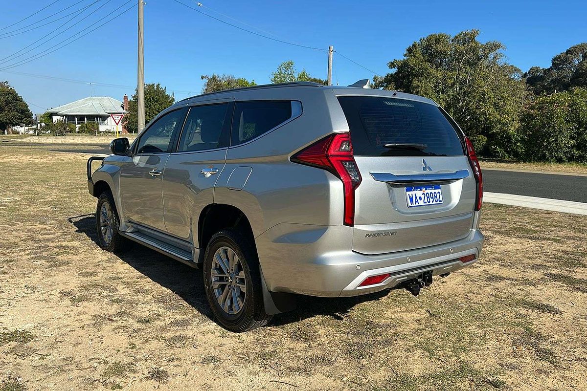 2023 Mitsubishi Pajero Sport GLX QF