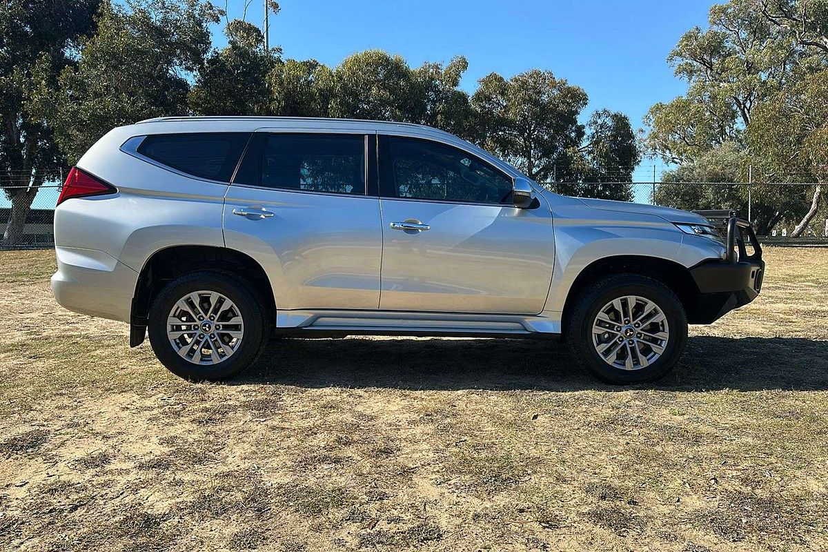 2023 Mitsubishi Pajero Sport GLX QF