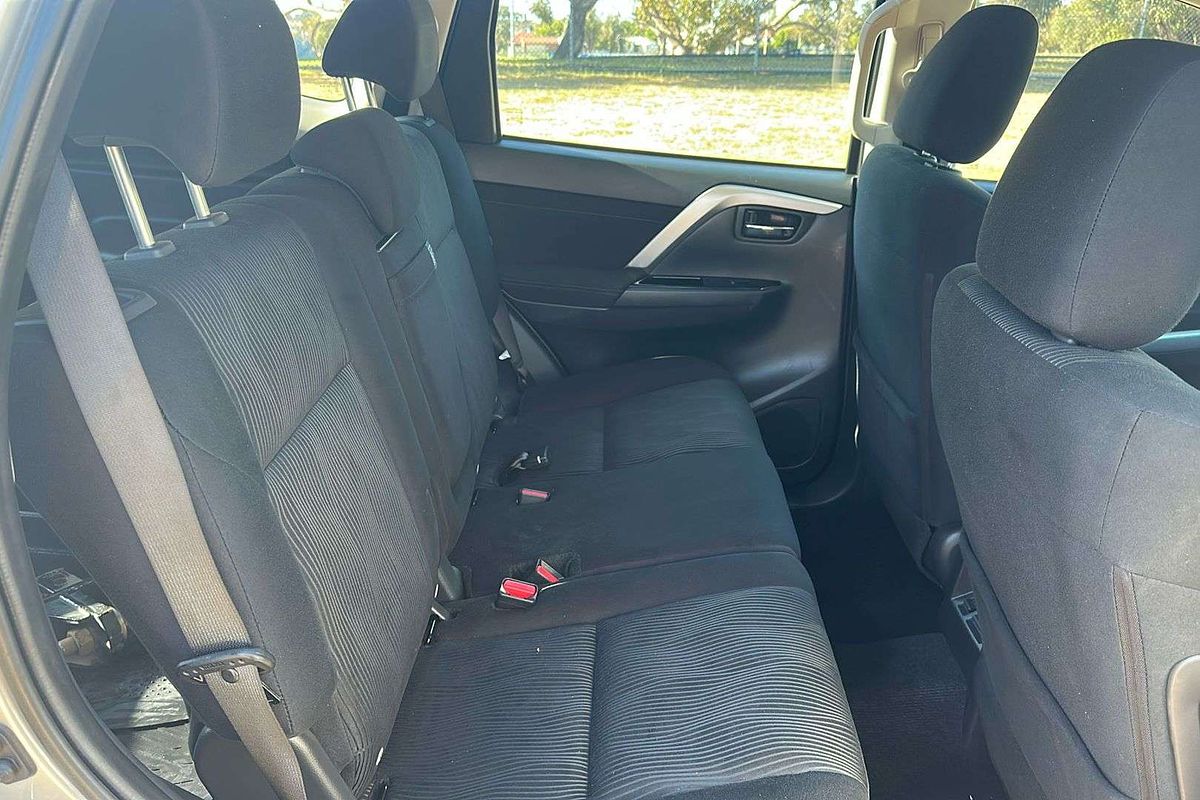 2023 Mitsubishi Pajero Sport GLX QF