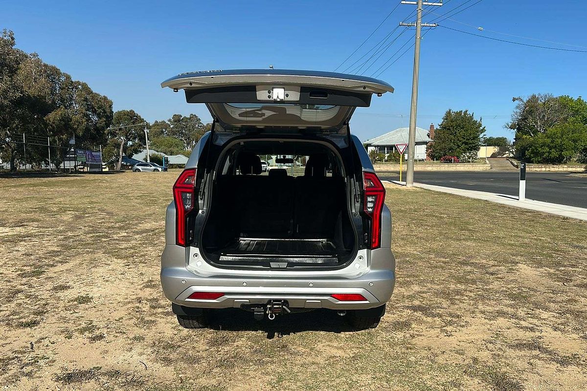 2023 Mitsubishi Pajero Sport GLX QF