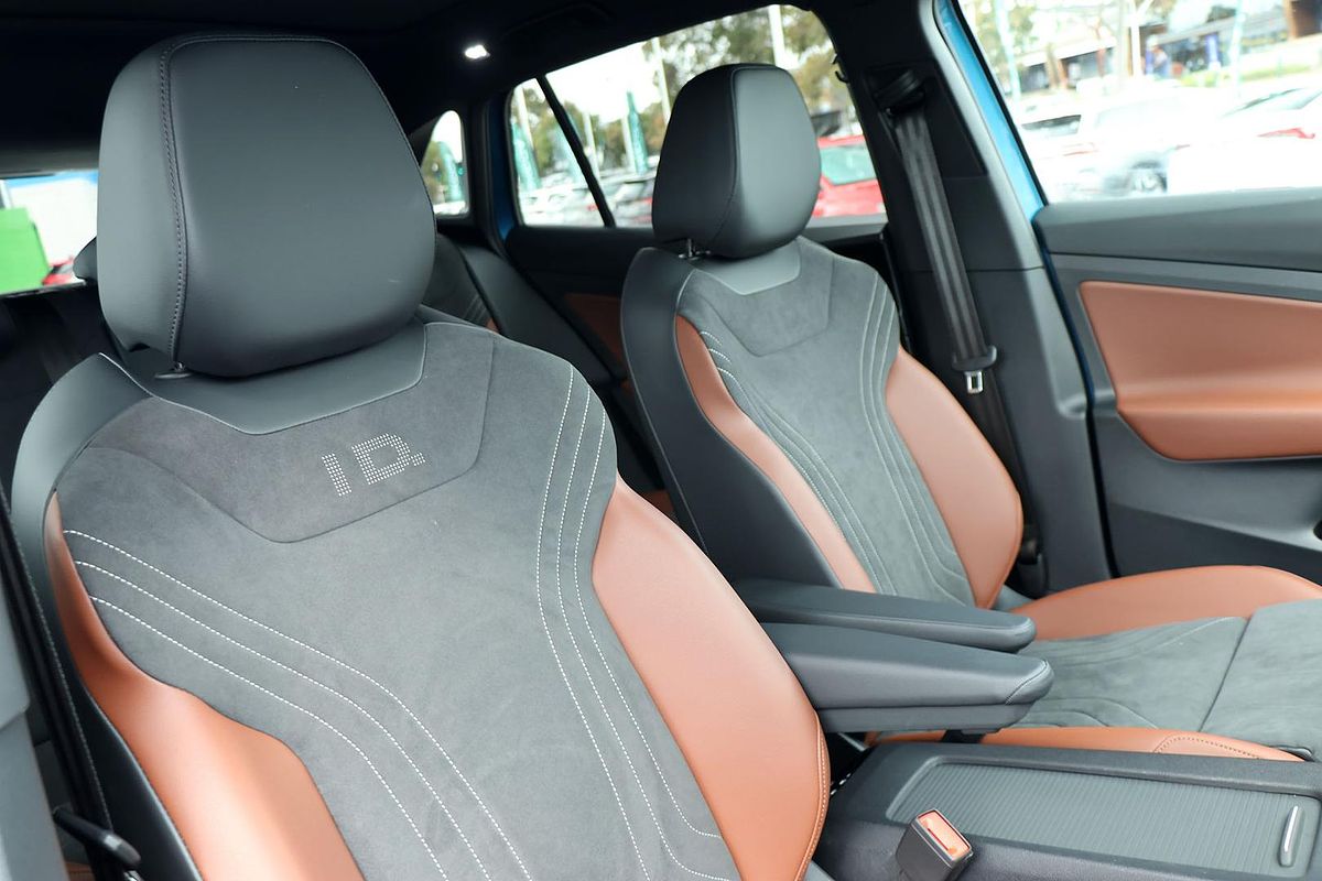 2025 Volkswagen ID.4 Pro E2