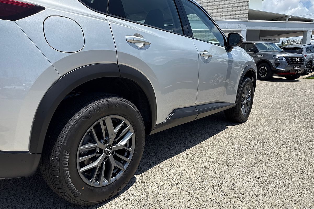 2025 Nissan X-TRAIL ST T33