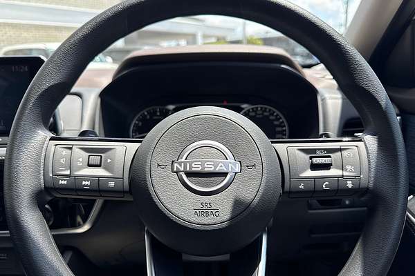 2025 Nissan X-TRAIL ST T33